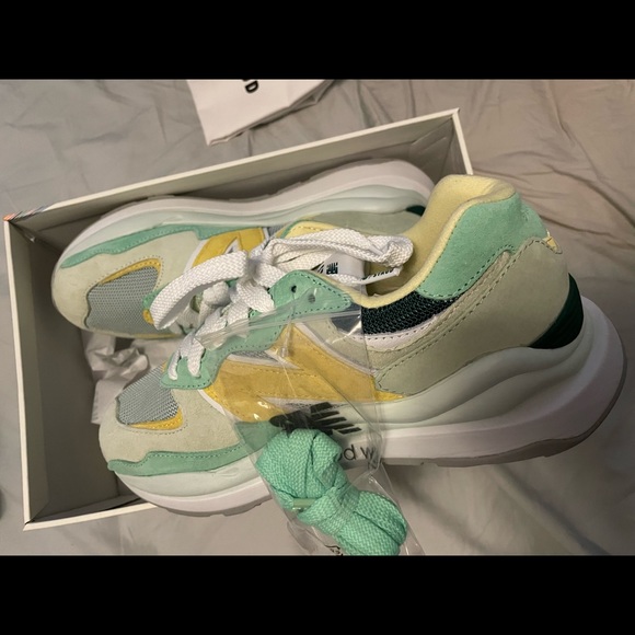 BNIB STAUD X NEW BALANCE SOLD OUT - Picture 5 of 6